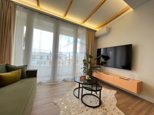 Tirane, shitet garsonier 1+1 Kati 8, 35 m² 83.000 € 
