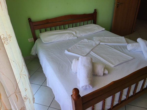 Radhime - Orikum, jepet me qera apartament 1+1+Aneks+Ballkon Kati 2, 40 € (Vlorë)