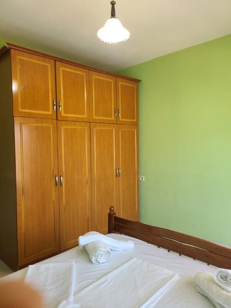Radhime - Orikum, jepet me qera apartament 1+1+Aneks+Ballkon Kati 2, 40 € (Vlorë)