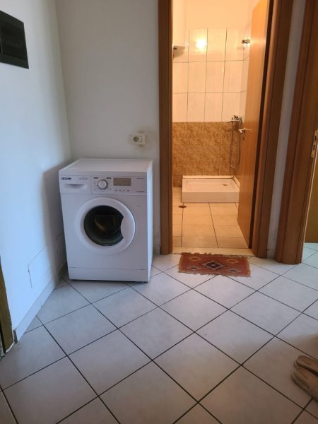 Radhime - Orikum, jepet me qera apartament 1+1+Aneks+Ballkon Kati 2, 40 € (Vlorë)