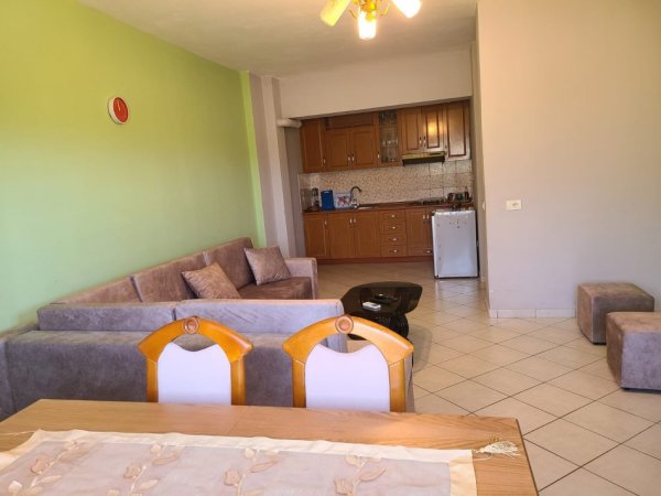 Radhime - Orikum, jepet me qera apartament 1+1+Aneks+Ballkon Kati 2, 40 € (Vlorë)