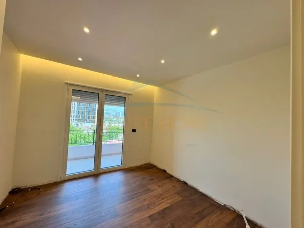 Vlore, shitet apartament 2+1+Ballkon Kati 4, 85 m² 144.500 € 