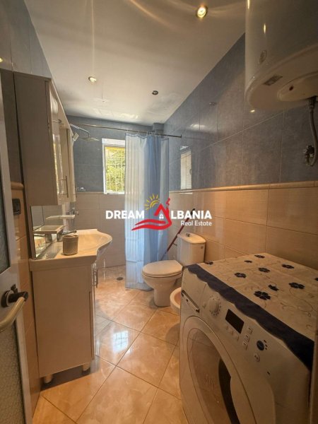 Tirane, jepet me qera apartament 2+1 Kati 1, 74 m² 500 € (Tek Pazari i Ri, Rruga Tefta Tashko Koco)