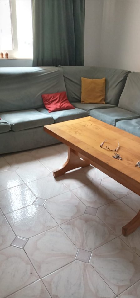 Tirane, jepet me qera apartament 3+1 Kati 5, 90 m² 450 € (Rruga Siri Kodra)
