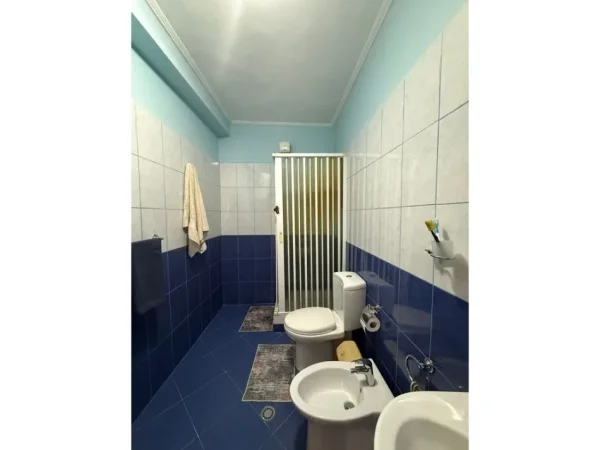 SHITET 1+1+VERANDE PERBALLE DELIJORGJIT, RRUGA KAVAJES