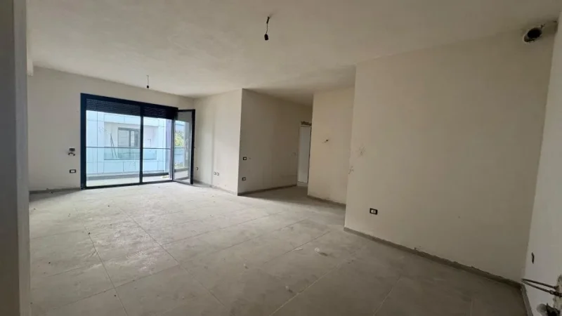 Tirane, shitet apartament 2+1+Ballkon Kati 2, 116 m² 230.000 € (liqeni)