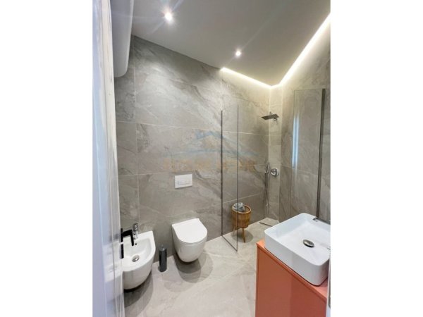 Tirane, shitet apartament 1+1 Kati 8, 35 m² 83.000 € 