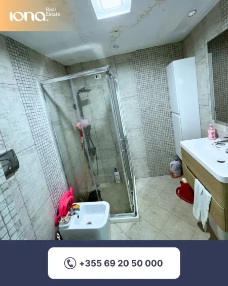 Golem,papafingo (penthouse) me pamje nga deti, 260 m², 360.000 € (50 m larg detit)