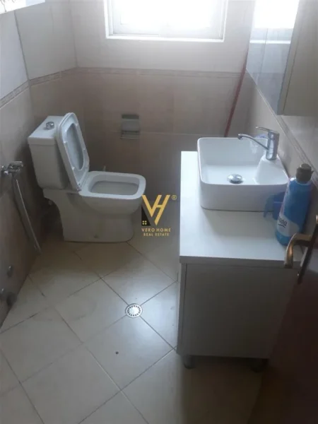 Tirane, shitet apartament 2+1+Ballkon Kati 4, 96 m² 140.000 € (ASTIR)