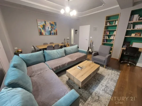 Tirane, shitet apartament 2+1 Kati 3, 230 m² 460.000 € (Mihal Grameno)