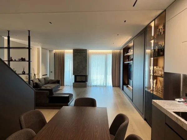 Tirane, shitet apartament 3+1+Ballkon Kati 10, 356 m² (Square21)