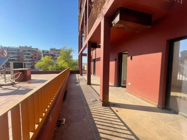 Tirane, shes apartament 2+1 , 117 m² 280.000 € (Rruga e Kavajes)