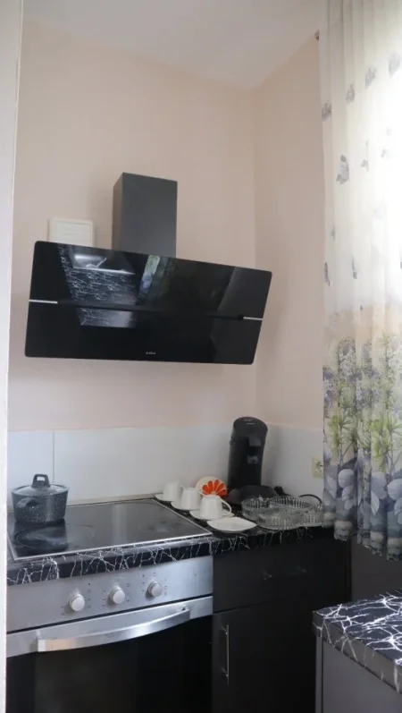 Tirane, jepet me qera apartament 2+1 Kati 2, 54 m² 520 € (rruga dibres)