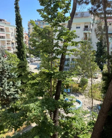 Durres, shes apartament 2+1+Aneks+Ballkon Kati 2, 100 m² 148.000 € (SHITET Apartament • 2+1+2 me 2 ballkone 069 20 39 456 069 20 39 456 Kompleks Rezidencial ne Golem)