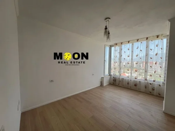 Tirane, shitet apartament 1+1 Kati 9, 65 m² (Yzberisht)