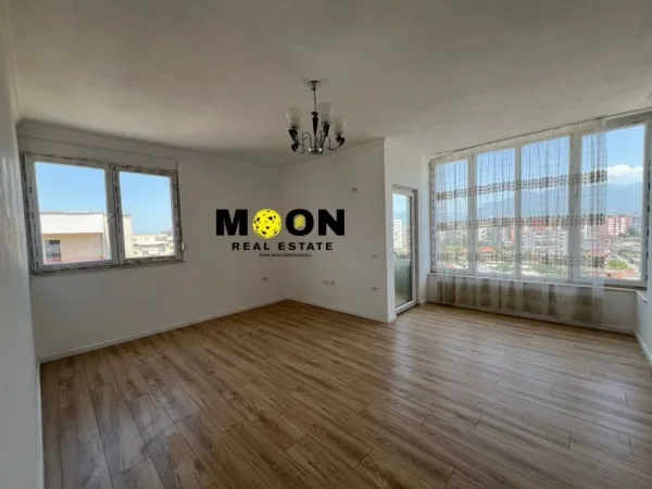 Tirane, shitet apartament 1+1 Kati 9, 65 m² (Yzberisht)