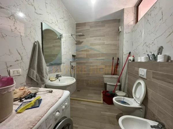 Tirane, shitet apartament 2+1 Kati 5, 92 m² 115.000 € 