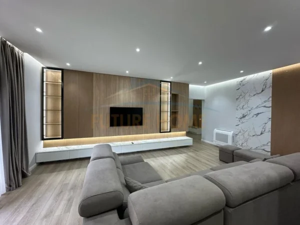Tirane, shitet apartament 2+1+Ballkon Kati 1, 129 m² 270.000 € (SELITE)