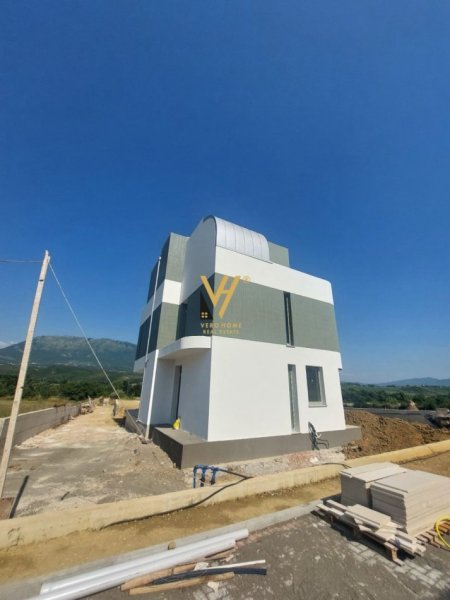 Tirane, shitet Vile 2 Katshe Kati 0, 756 m² 509.000 € (FARKE, REZIDENCA ”ÇUÇI 2”)