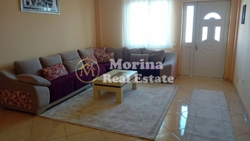 Tirane, jepet me qera apartament 1+1 Kati 3, 100 m² 300 € (Paskuqan)