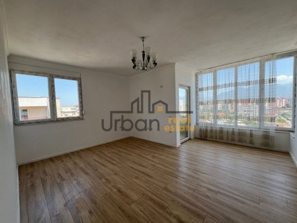 Tirane, shitet apartament 1+1+Ballkon Kati 9, 65 m² 87.000 € (Yzberisht)