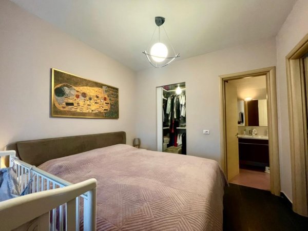 Tirane, jepet me qera apartament 2+1+Ballkon Kati 3, 105 m² 850 € (Don Bosko)