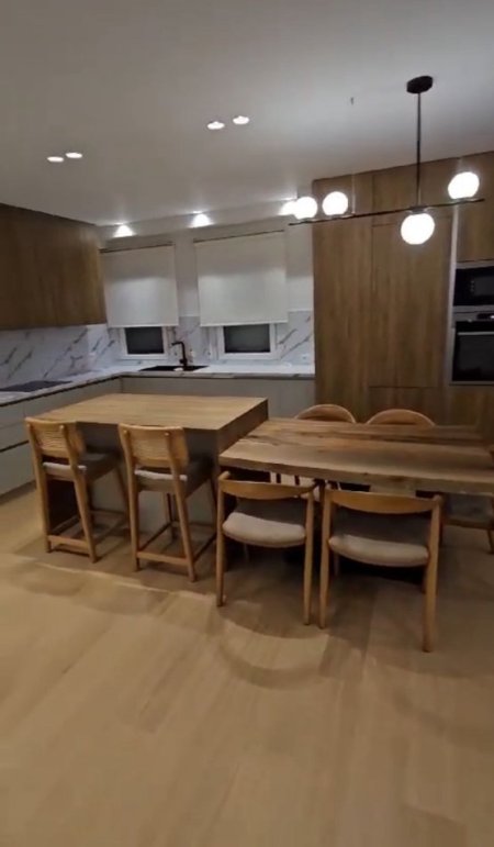 shitet apartament 2+1+Ballkon , 137 m² 205.500 € (Alidem)