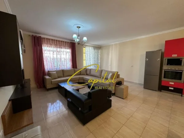 Tirane, jepet me qera apartament 2+1 Kati 4, 110 m² 650 € (RRUGA E DURRESIT)