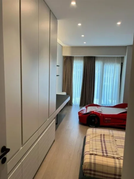 Tirane, shitet apartament duplex 3+1+Ballkon Kati 11, 356 m² 850.000 € (Square 21)