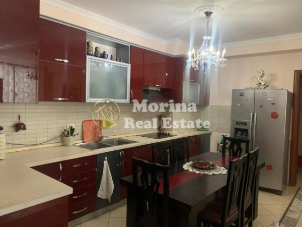 Tirane, jepet me qera apartament 2+1 Kati 2, 100 m² 500 € (Astir)