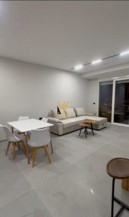 Tirane, jepet me qera apartament 1+1+Ballkon Kati 0, 74 m² 40.000 LEKE RRUGA E DIBRES , PRAN SPITALEVE