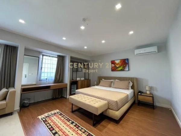 Tirane, shes hotel Kati 3, 241 m² 1.200.000 € (Hipoteka)