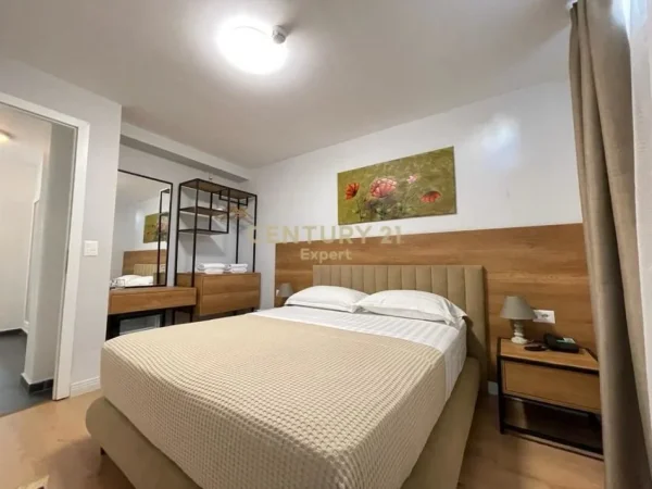 Tirane, shes hotel Kati 3, 241 m² 1.200.000 € (Hipoteka)