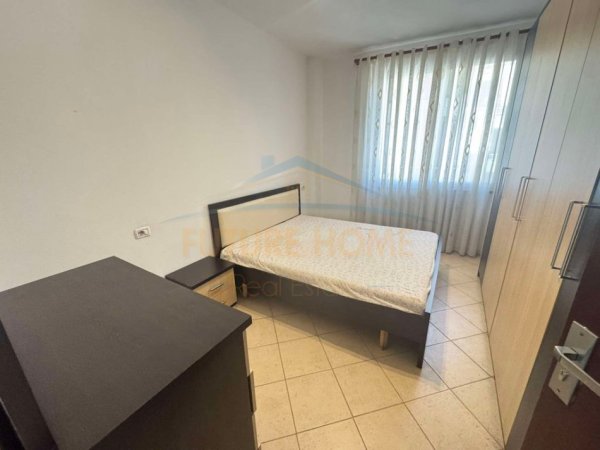 Tirane, jepet me qera apartament 2+1 Kati 4, 95 m² 400 € (Unaza e Re)