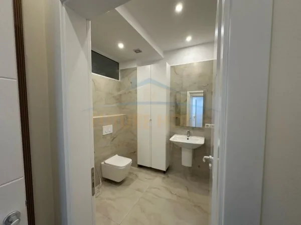 0683487469 Tirane, shitet apartament 2+1+Ballkon Kati 1, 128 m² 270.000 € (Prane Rezidences Euro 3D)