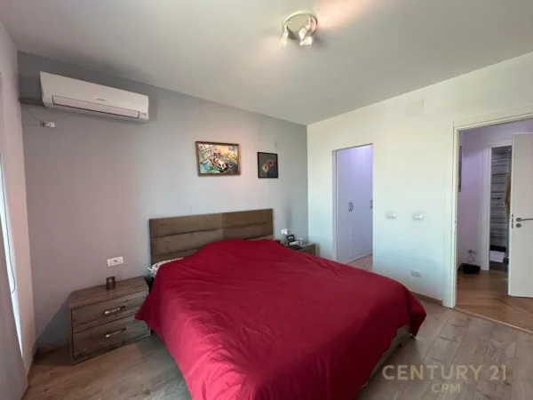 Tirane, jepet me qera apartament 1+1 Kati 10, 90 m² 1.200 € 