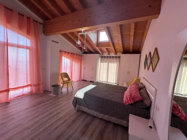 SHITET VILE 2 KATESHE NE LINZE -DAJT   349 m² 600.000 €