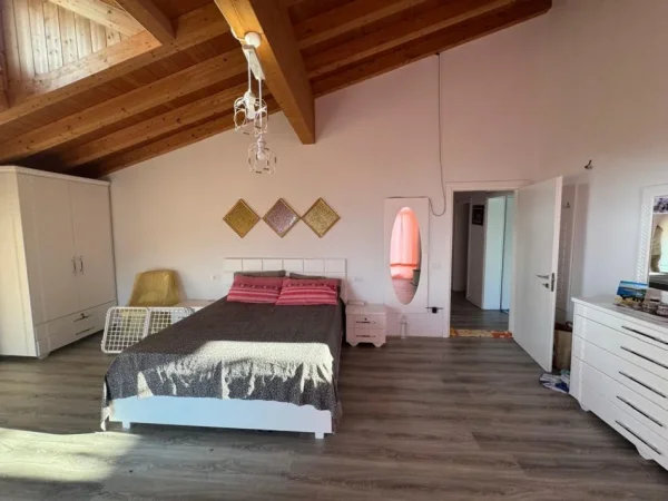 SHITET VILE 2 KATESHE NE LINZE -DAJT   349 m² 600.000 €