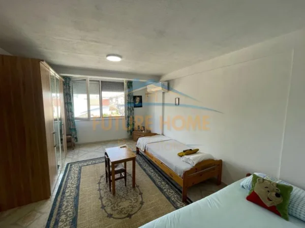 Tirane, shitet apartament 3+1+Ballkon Kati 6, 99 m² 150.000 € (Brryli)