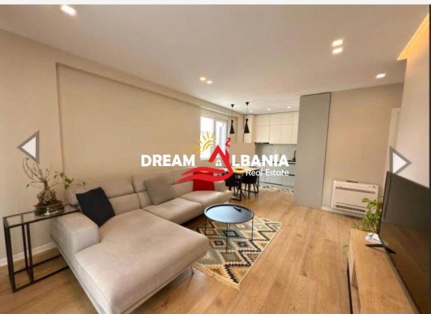 Tirane, shitet apartament 2+1+Ballkon Kati 3, 93 m² 225.000 € (Tek Liqeni Thate, prane FZ Rezidence)