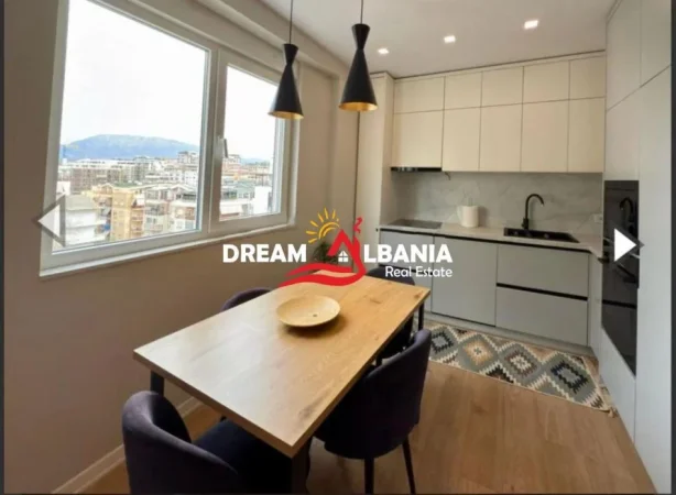 Tirane, shitet apartament 2+1+Ballkon Kati 3, 93 m² 225.000 € (Tek Liqeni Thate, prane FZ Rezidence)