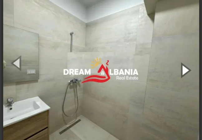 Tirane, shitet apartament 2+1+Ballkon Kati 3, 93 m² 225.000 € (Tek Liqeni Thate, prane FZ Rezidence)