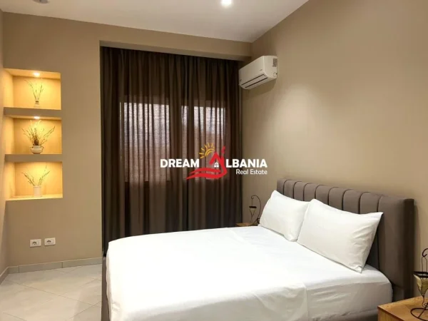 Tirane, jepet me qera apartament 1+1+Ballkon Kati 2, 65 m² 600 € (Ne zonen e Kopshtit Botanik)