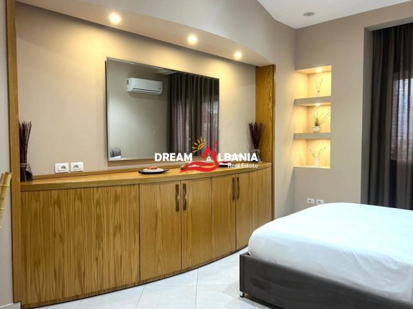 Tirane, jepet me qera apartament 1+1+Ballkon Kati 2, 65 m² 600 € (Ne zonen e Kopshtit Botanik)