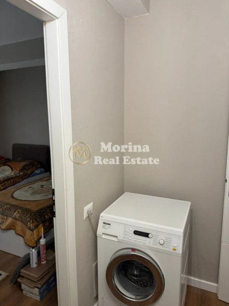 Tirane, jepet me qera apartament 2+1 Kati 3, 120 m² 900 € (Kafe Flora)