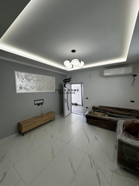 Tirane, jepet me qera apartament 1+1 Kati 1, 78 m² 500 € (500)