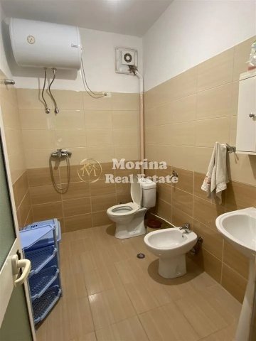 Tirane, jepet me qera Vile 2+1 Kati 2, 86 m² 500 € (Ali Demi)