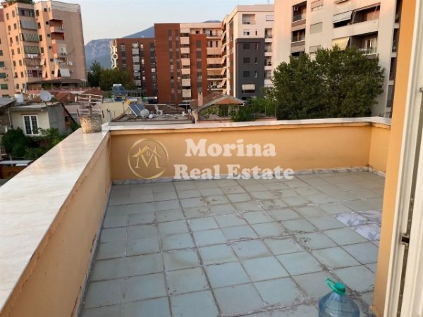 Tirane, jepet me qera Vile 2+1 Kati 2, 86 m² 500 € (Ali Demi)
