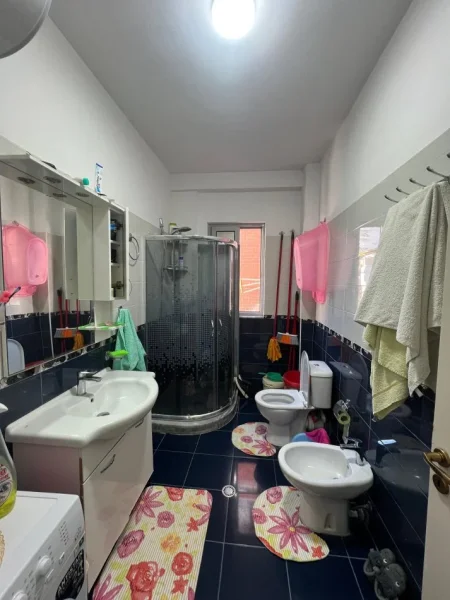 Tirane, shitet apartament 2+1 Kati 3, 105 m² (Prane Melises)