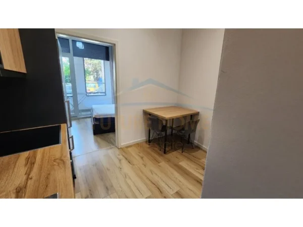 Tirane, jap me qera apartament 1+1 Kati 0, 70 m² 500 € 